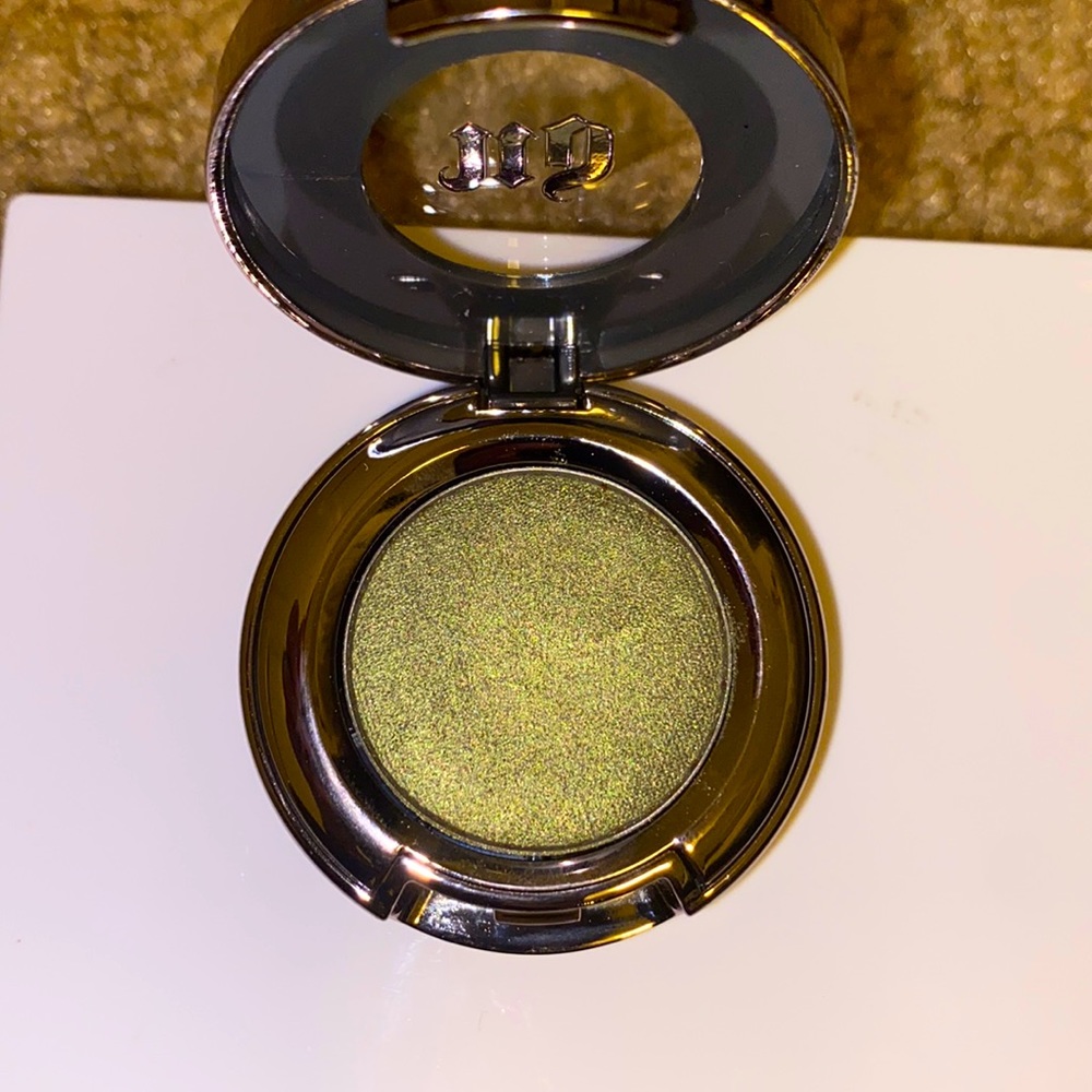Urban Decay shadow - Mildew